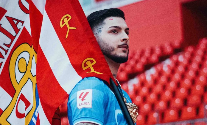 RVFV LE DEDICA UNA CANCIÓN A LA UD ALMERÍA  EN SU NUEVO ÁLBUM