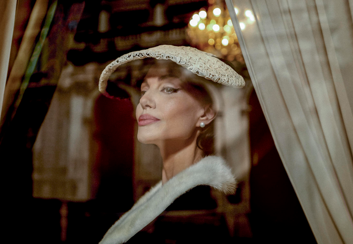 LA MAJESTUOSA 'MARÍA CALLAS' LLEGA A LOS CINES CON ANGELINA JOLIE