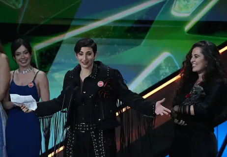 ALBA FLORES GANA EL GOYA A MEJOR CANCIÓN CON SILVIA PÉREZ CRUZ